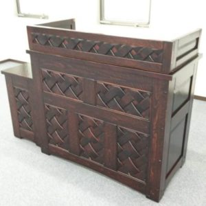 【重厚感ある雰囲気】ホールや会議室用の桧・拭き漆の演台・花台