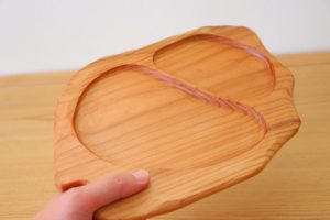 パレットみたいな木頭杉のブュッフェプレート