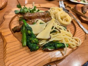 木頭杉のプレートで春を楽しむ♪